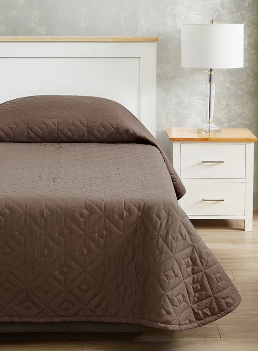 CozyCare DESIGNS Bedspread