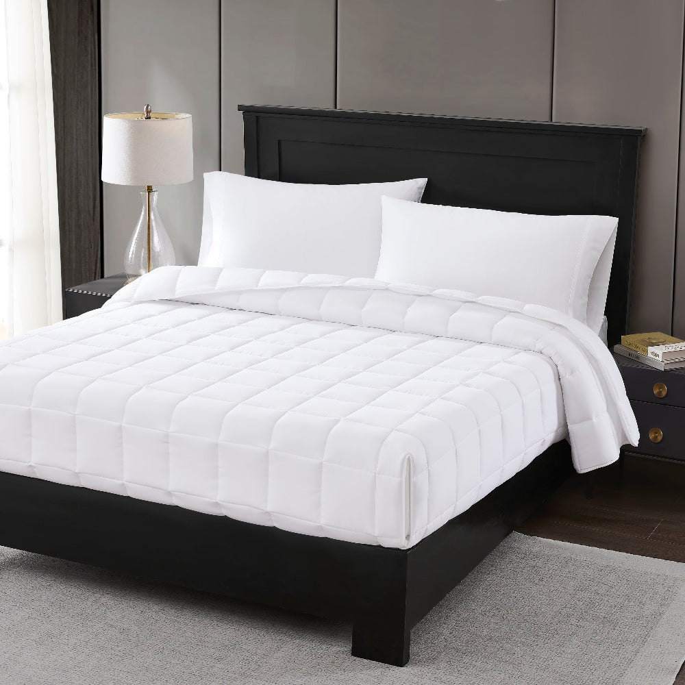 EasyFit Down-Alternative Comforter