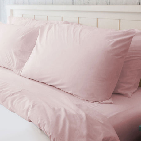 High quality hotel linens in a baby pink shade. Features fluffy pillows and duvet. Product includes pillowcases, duvet cover, fitted sheets and flat sheets.